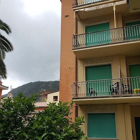 Raggi Di Sole Hotel Monterosso al Mare Exterior foto